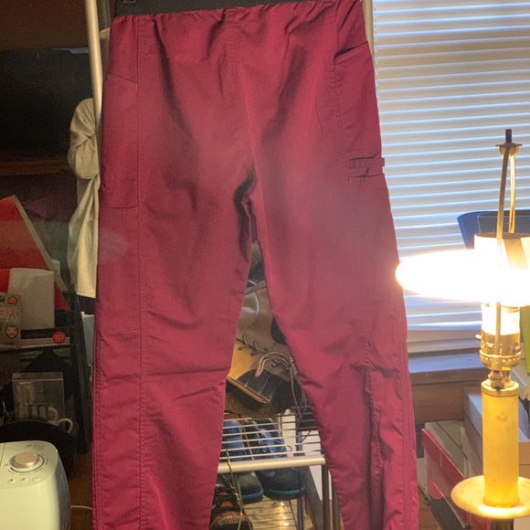 Scrubs Tops & Bottoms Great for students!!!! - Picture 2 of 8